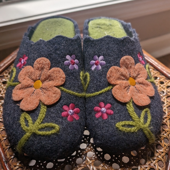 Flexus by Spring Step Posie Women's Wool Slippers. size 36 - Picture 1 of 6